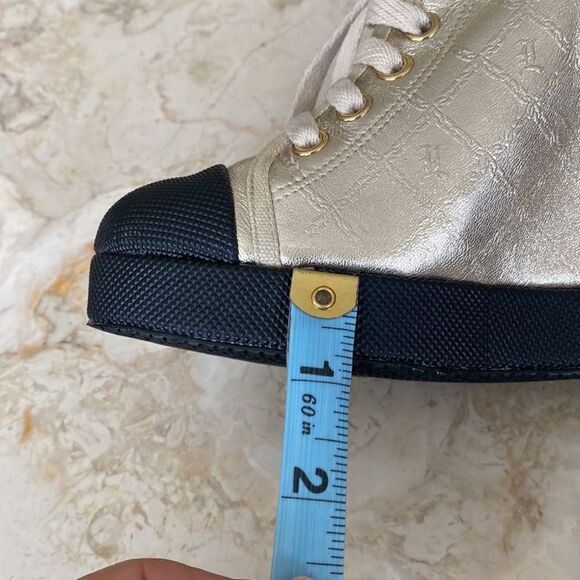 L.A.M.B Denver Gwen Stefani Gold Monogram Leather Platform Sneakers - Picture 16 of 16